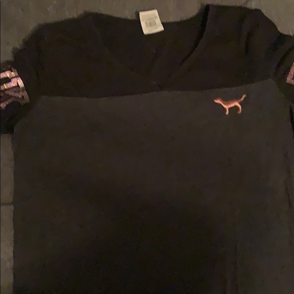 VS PINK shimmery t shirt - Picture 1 of 2